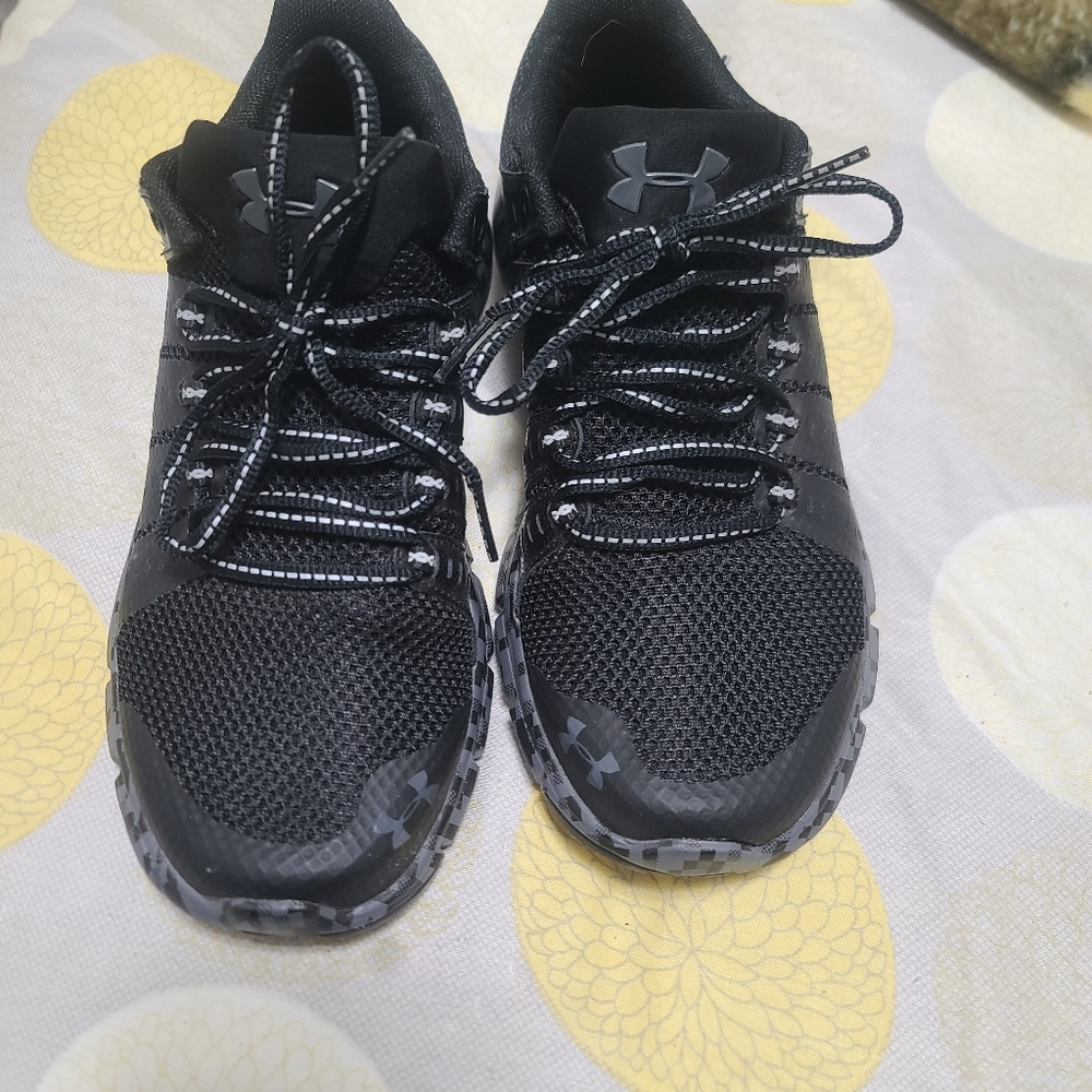 Under Armour Black Sports Sneakers